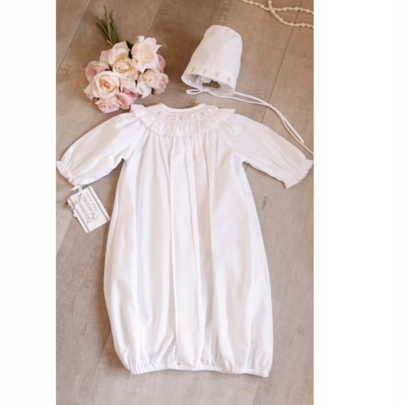 Ribbon Ruffle Smocked Take Me Home Gown Feltman Brothers Friedknit Preemie NWOT - Picture 2 of 5